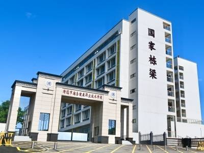 培养德技并修的专业人才 | 走进清远德圣职校