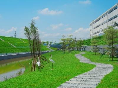 高见｜抢抓临空机遇的“更合战法”