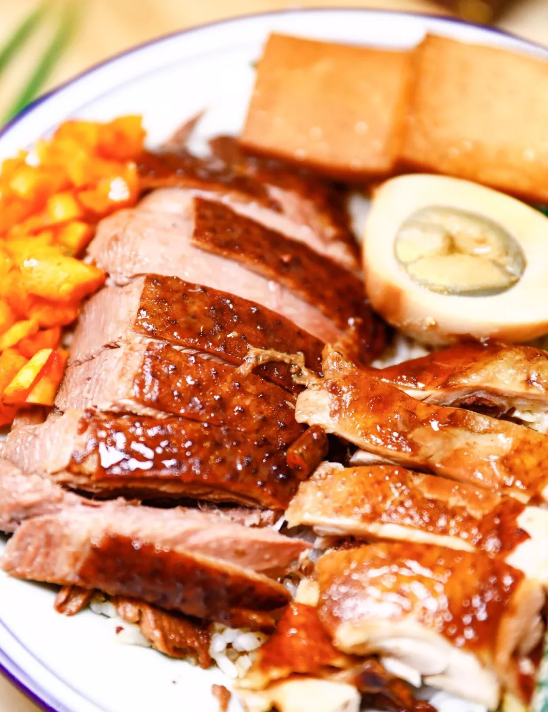 杭州静卤鹅肉质鲜嫩多汁。 杭州静卤鹅肉质鲜嫩多汁。