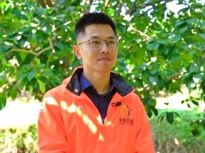 从“果园医生”到“柚园工匠”，新农人黄裕济解锁多重身份
