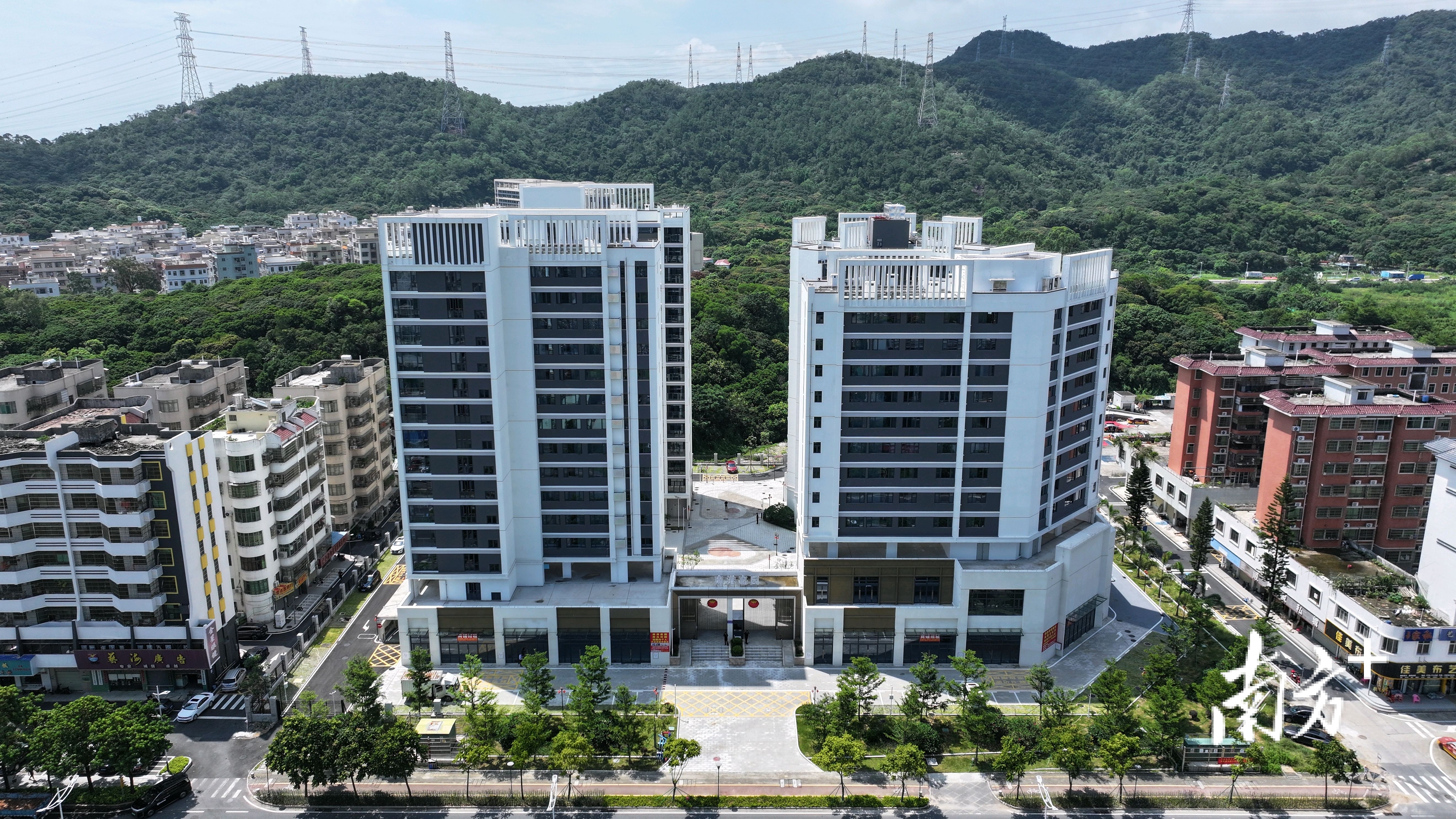 位于珠海市金湾区南水镇的南泓花园二期（南港嘉园）保障性租赁住房。