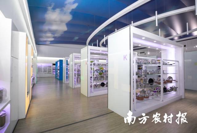 凌丰新成分厂。