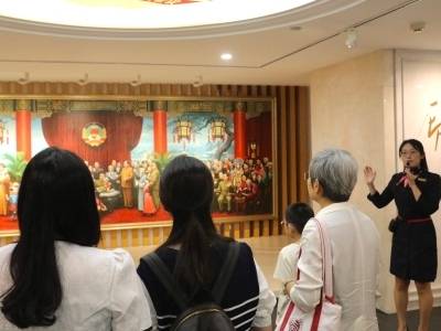 红色场馆里的特别备课