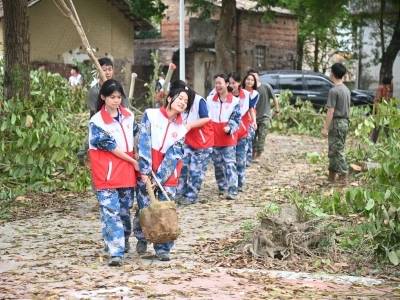 微光成炬，温暖前行 | 走进清远德圣职校