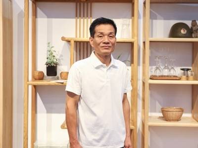 洪水袭向鼎湖山，57岁退役军人涉水救起落水保安：“危难之中不能退缩”