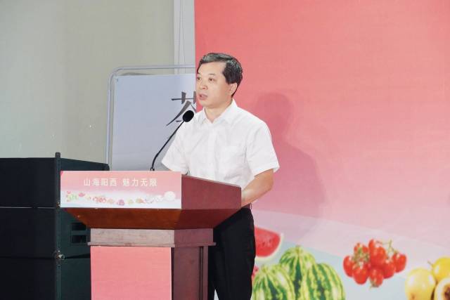 南方报业传媒集团（南方日报社）党委委员、副社长侯小军致辞