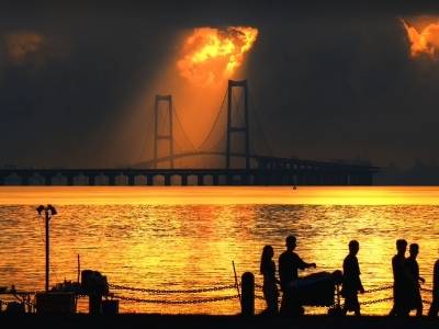 立秋了？秋在云端醉卧，人间暑气正浓 | 南方+拍客一周精选