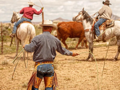 丹宁万里行：从岭南到喀什，广东牛仔的新征程 | 岭南衣·秀新疆④