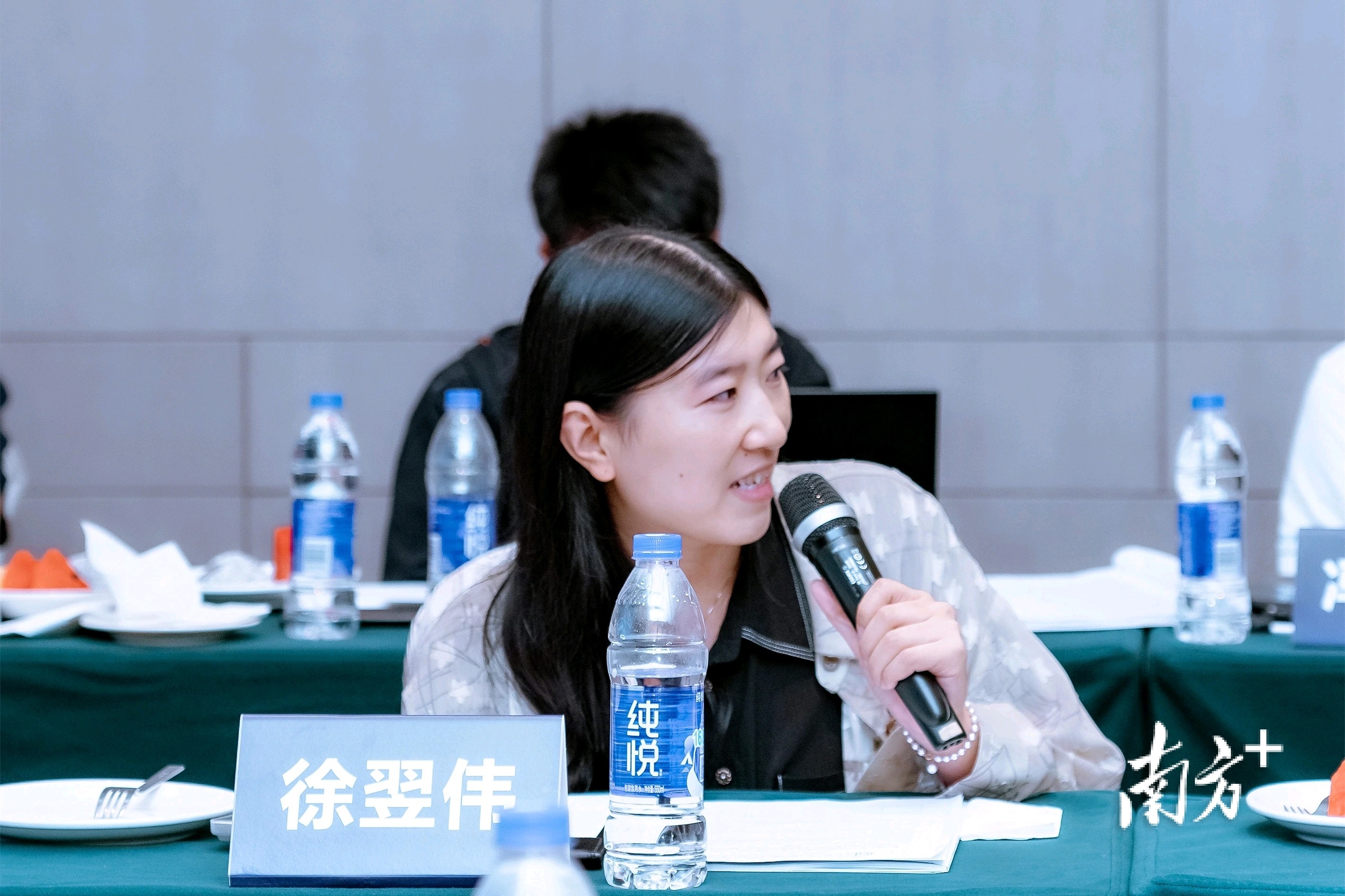 精细化测试、部件测试研讨现场。