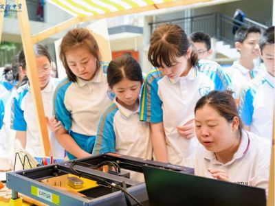 松山湖实验中学：拥抱人工智能，打造智慧课堂