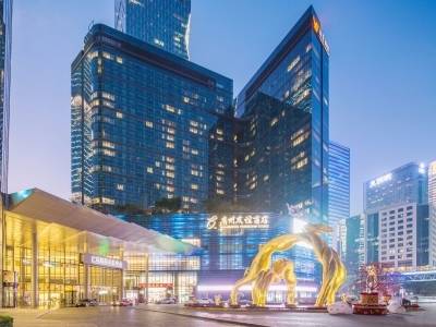 buff叠满！越秀房产基金上半年稳住了吗？| 冷眼看财报