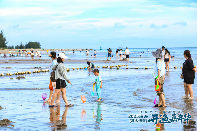 中汽协：2025年7月汽车出口57.5万辆 环比降2.8% 同比增22.6%