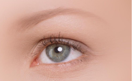 晶状体老化不是“无解难题”,人工晶状体让你“眼前一亮”!