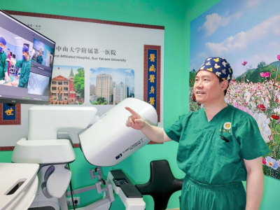 完成1200例机器人肝胆胰手术的他，获评“广州名医”