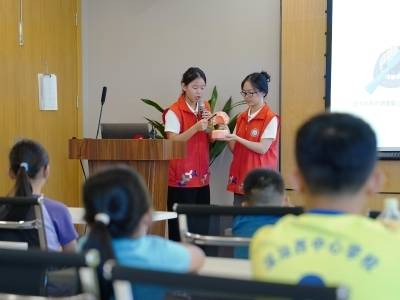 护脊柱、练急救、学科普…深大“百千万”青年突击队走进深汕