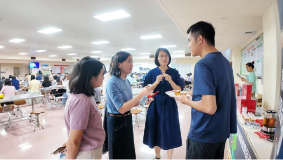 “陈皮+星油藤”系列产品深受新会干部职工欢迎。