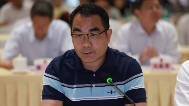 全国人大代表周斌：建议完善科技成果转化应用制度，鼓励“先使用后付费”