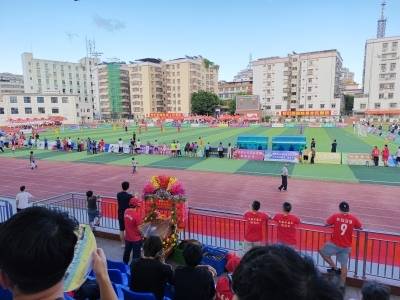 没有假球，只有进球！首轮8场比赛踢进51个球|五华“县超”