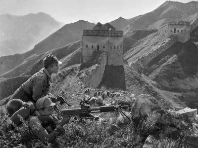 一部用影像写就的红色史诗——浅析广东红色摄影家的风格特色 | 抗战中的岭南文艺