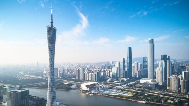 广东发展优质高效的现代服务业，这场专题会议透露新讯号