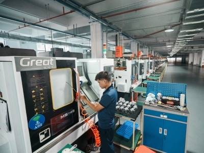 从3亿到30亿，模具巨头在惠州跑出“第二条赛道”