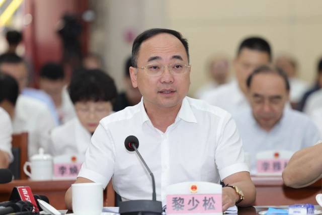 温氏股份总裁黎少松：在国家生猪核心育种场周围划定禁养区