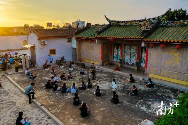 特朗普：准备对俄罗斯实施“第二阶段”制裁