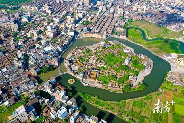 IDC：2025年第二季度中国游戏笔记本市场增速达24.3%，大幅超出消费PC整体增速