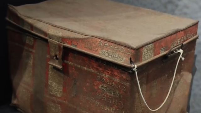 一个南征北战的铁皮箱子，装着“永不消逝的电波”