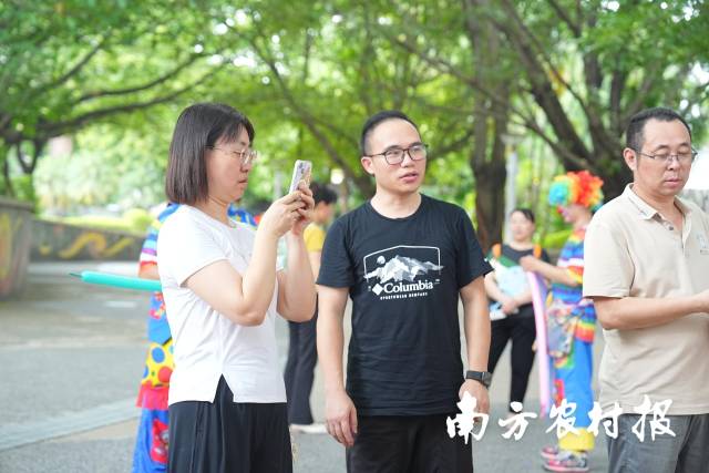 i小胖：“书香”是城市最恒久的香氛