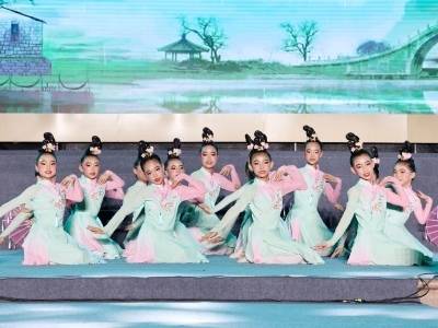 七夕拾光｜浪漫续航！望牛墩火柴盒音乐会“点亮”夜空