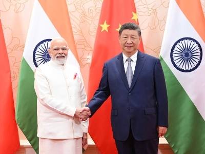 习近平会见印度总理莫迪
