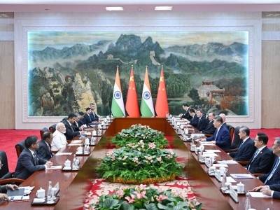 习近平：做睦邻友好的朋友、相互成就的伙伴，是中印双方的正确选择