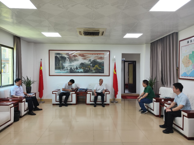 湖东镇领导和特派员团队座谈交流