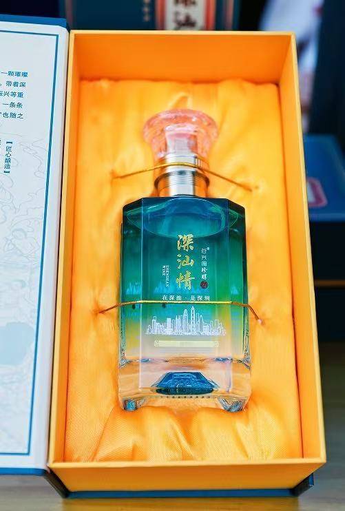 “深汕情”产品包装精美。