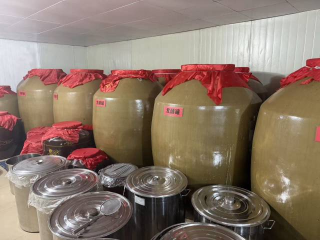 谷丰酒业酿酒坊。 谷丰酒业酿酒坊。
