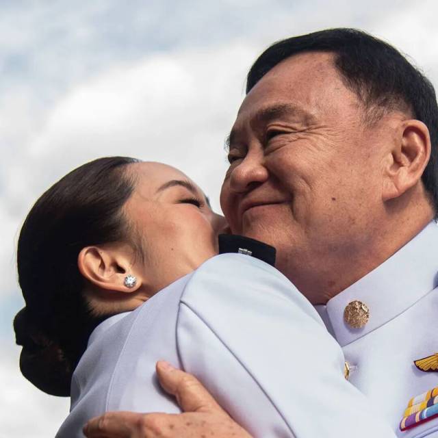 他信与女儿（图：壹图网）