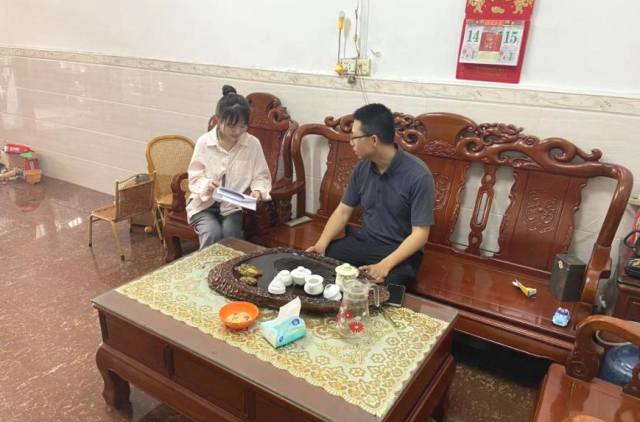 庄敏芳开展入户走访调研，了解村里产业发展情况