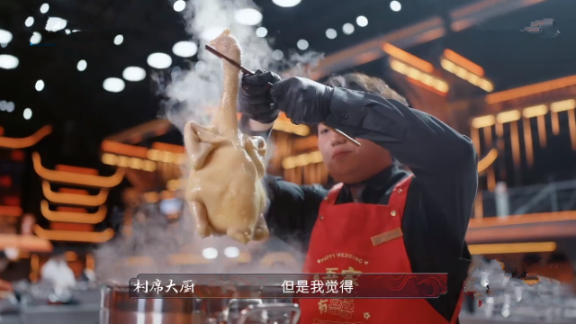 广州一仓库发生火灾无人伤亡，主要燃烧物为衣服