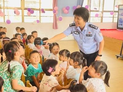 法治守护少年的你！江门有一群法治副校长