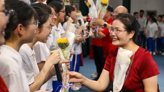 从“好老师”到“好教育”，广东“新强师工程”做了什么？