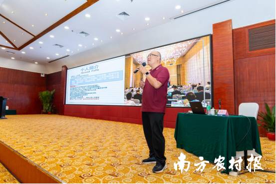 工行合肥颍上路支行暖心服务圈粉客户