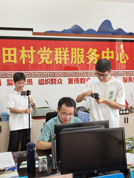 我国新能源汽车产销量连续10年保持全球第一