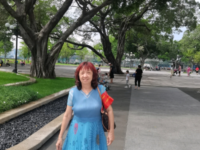 吴湘鸣​：六旬热忱暖邻里，银发微光照家园｜南华“友”你