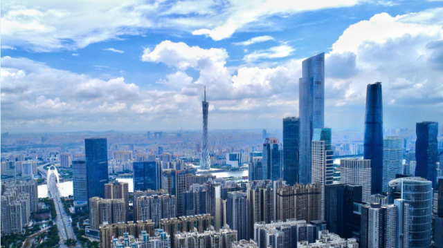 打造一流营商环境，厚植产业发展沃土