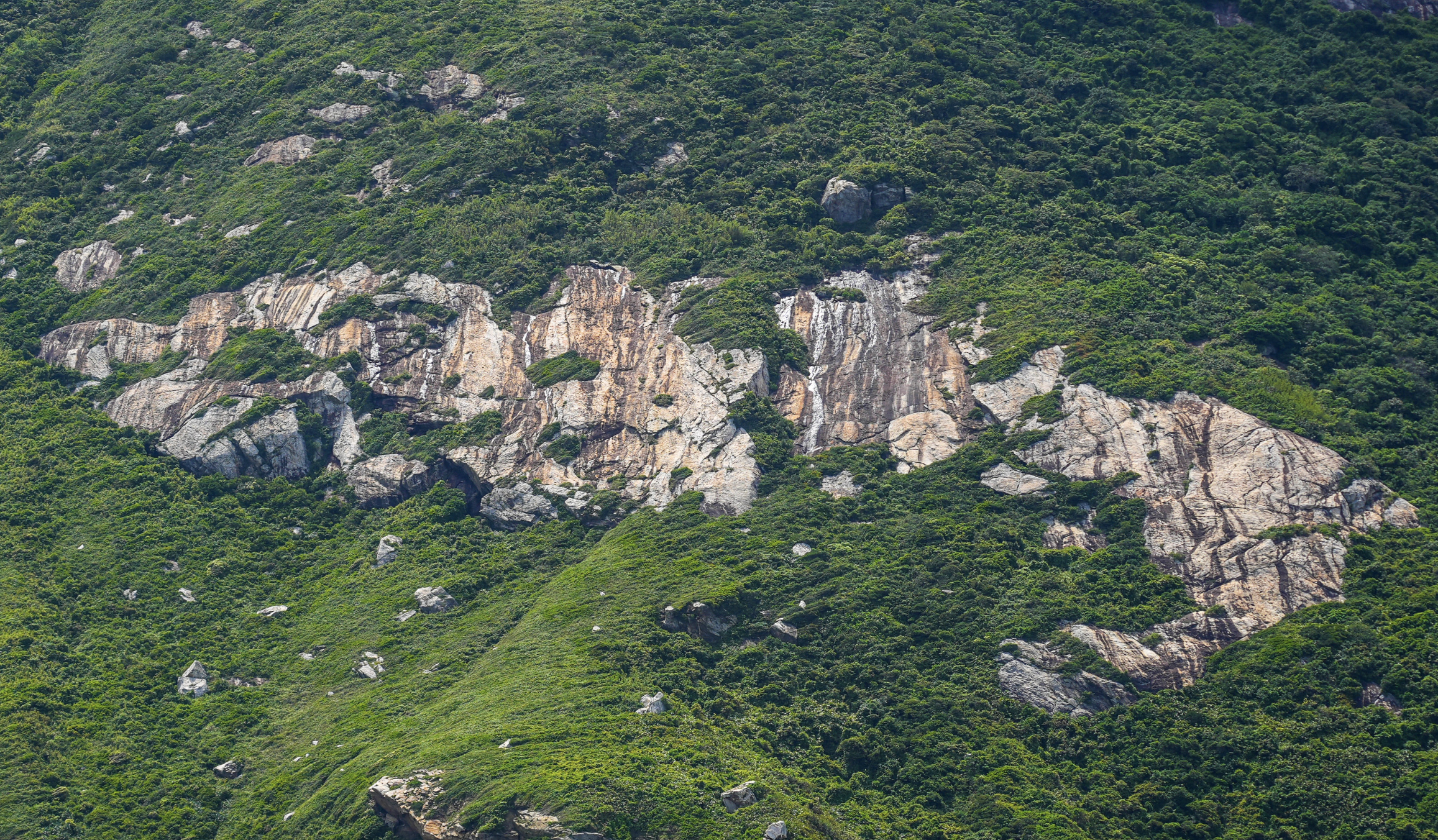 北尖岛犹如一幅天然山水画作。 北尖岛犹如一幅天然山水画作。