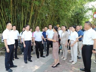 梅州市工商联凝聚民企力量助力“百千万工程”，这场推进会干货满满