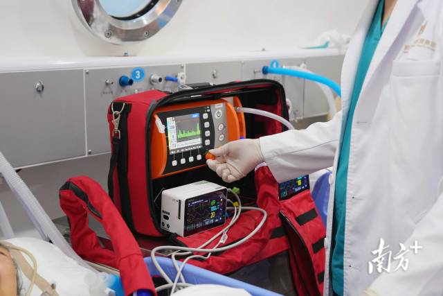 呼吸支持设备。受访者 供图