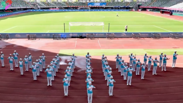 梅州志愿者携手舞动十五运，邀您共赴足球盛宴