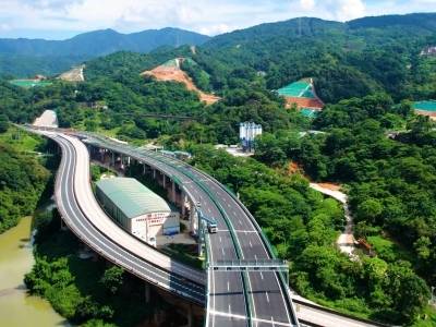给全国山区高速打样，汕梅高速改扩建解锁绿色建造密码